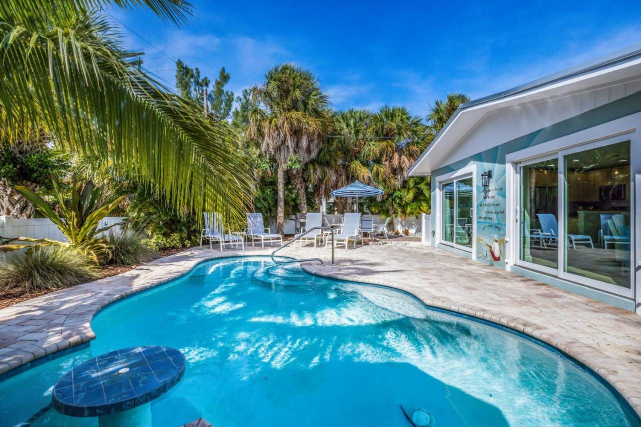 Toes In The Water - 110 Palm Ave Villa Anna Maria Esterno foto